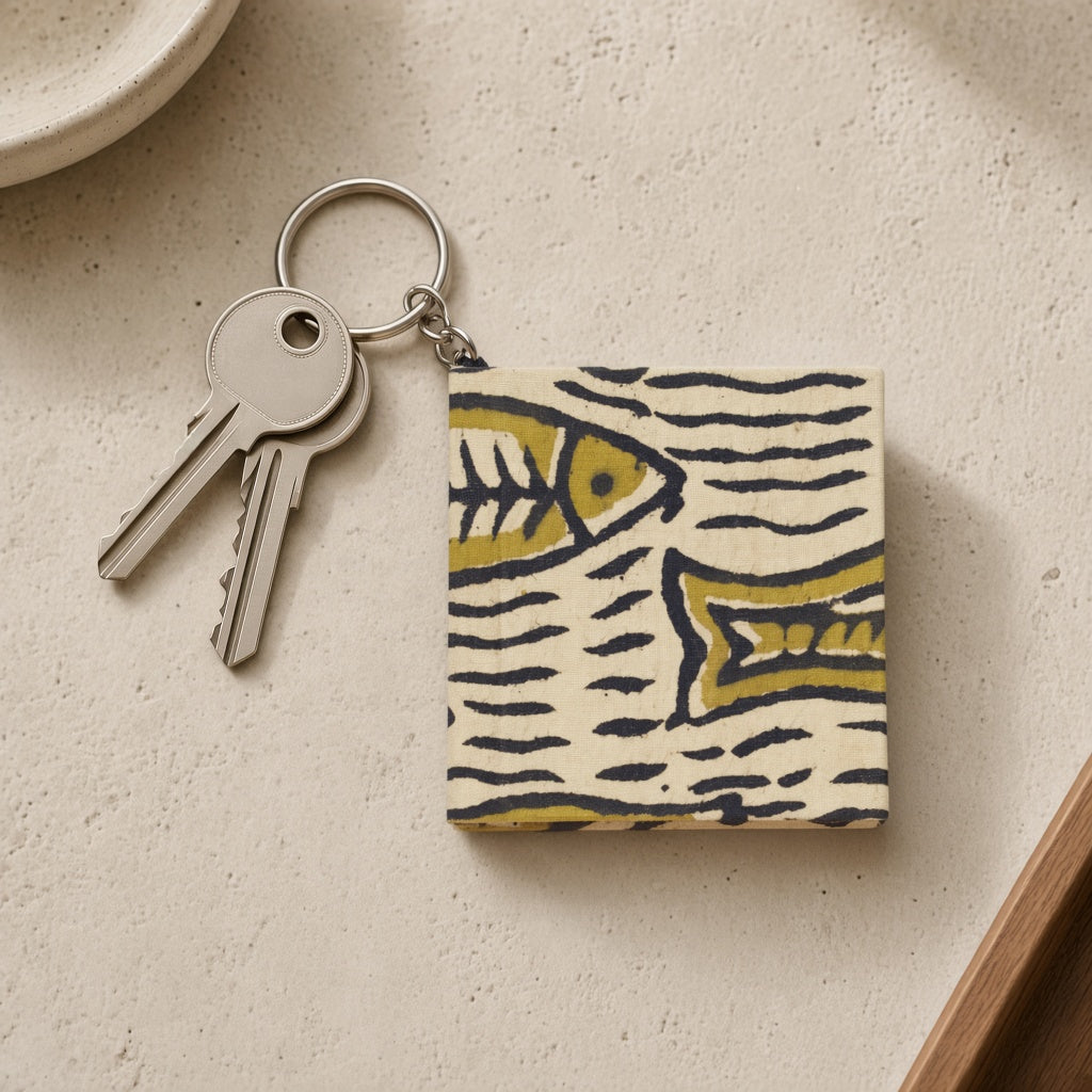 Off-white Fish keychain diary with keys