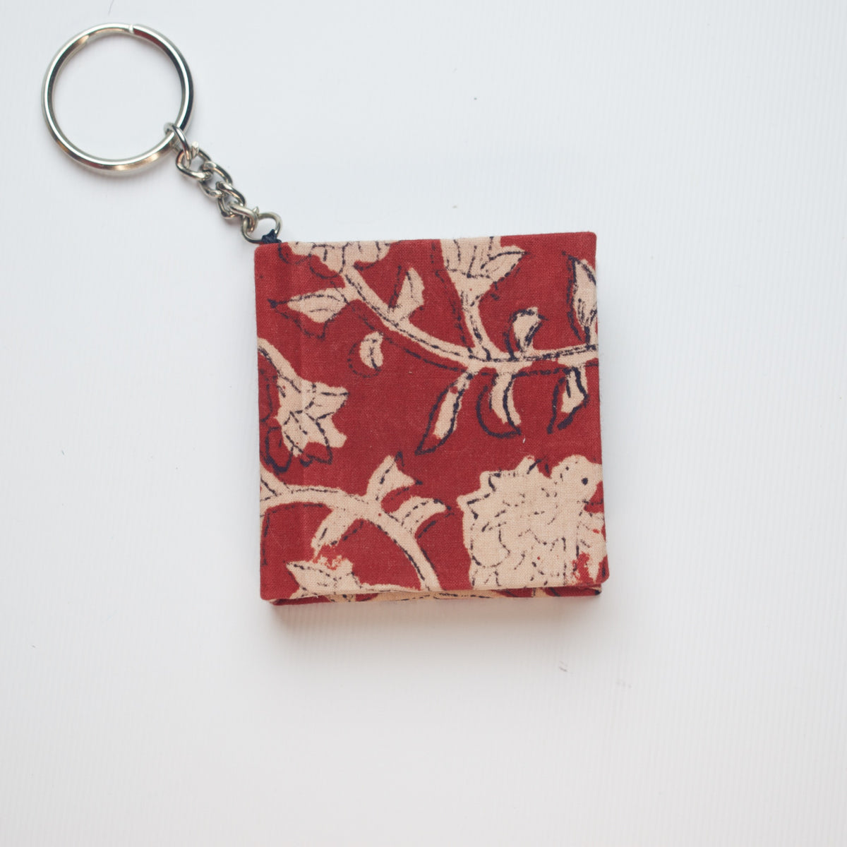 Red Vine keychain diary product view