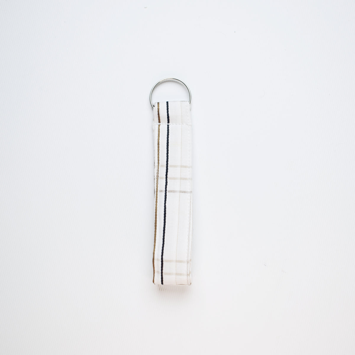 Beige Stripe keyring detail view