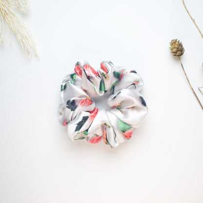 White Floral scrunchie product view