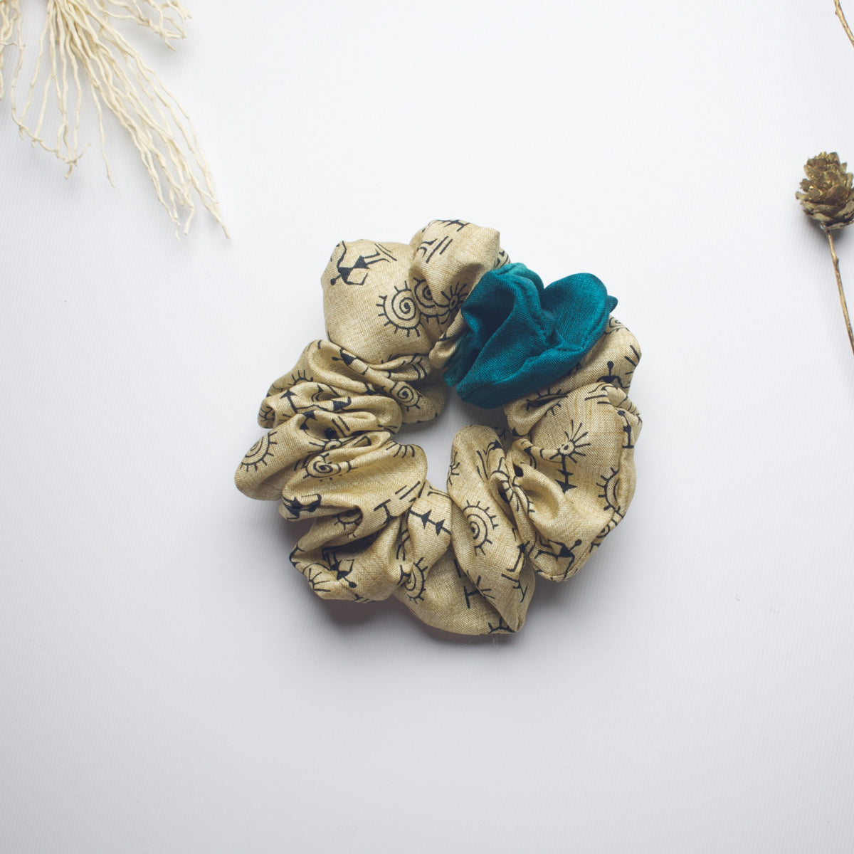Beige Printed scrunchie product view