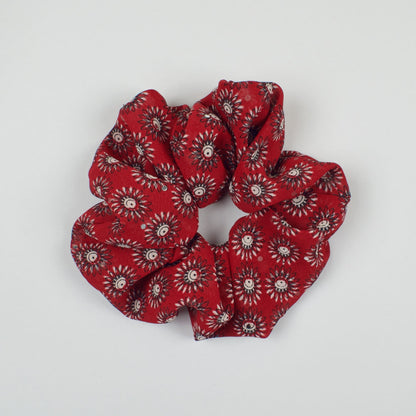 Red Floral Print scrunchie product view